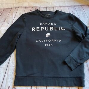 Banana Republic black sweatshirt